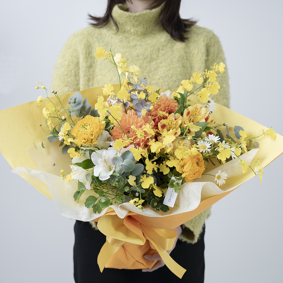 ビタミンカラー 季節のお任せ花束 | 広島花屋オンラインショップ花将