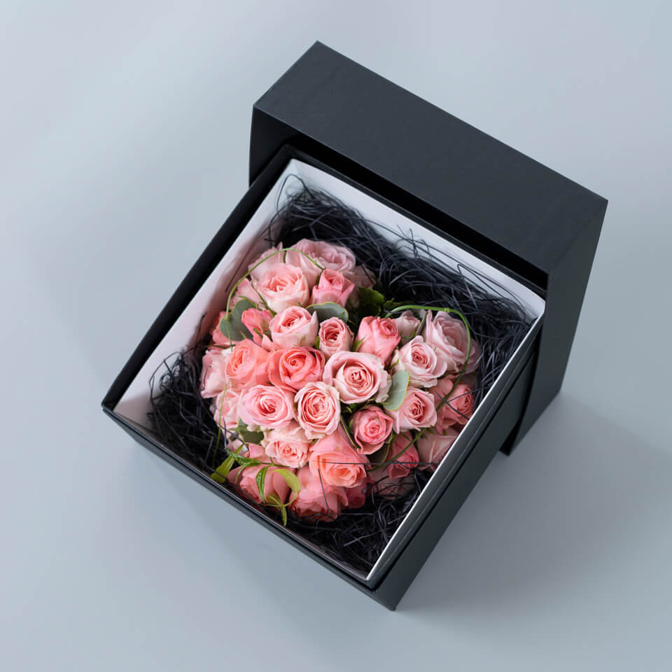 ハート型 ピンクバラのフラワーBOX（生花） | 広島花屋オンライン